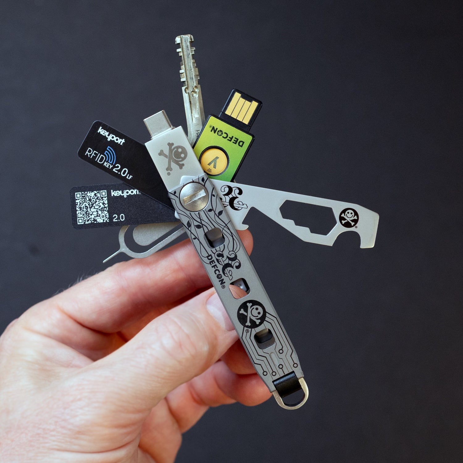 DEF CON 33 Keyport Pivot 2.0 - Titanium