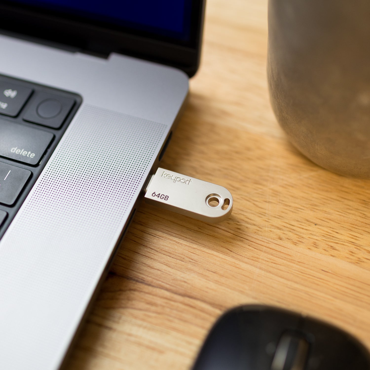 USB-C 3.0 Flash Drive Insert
