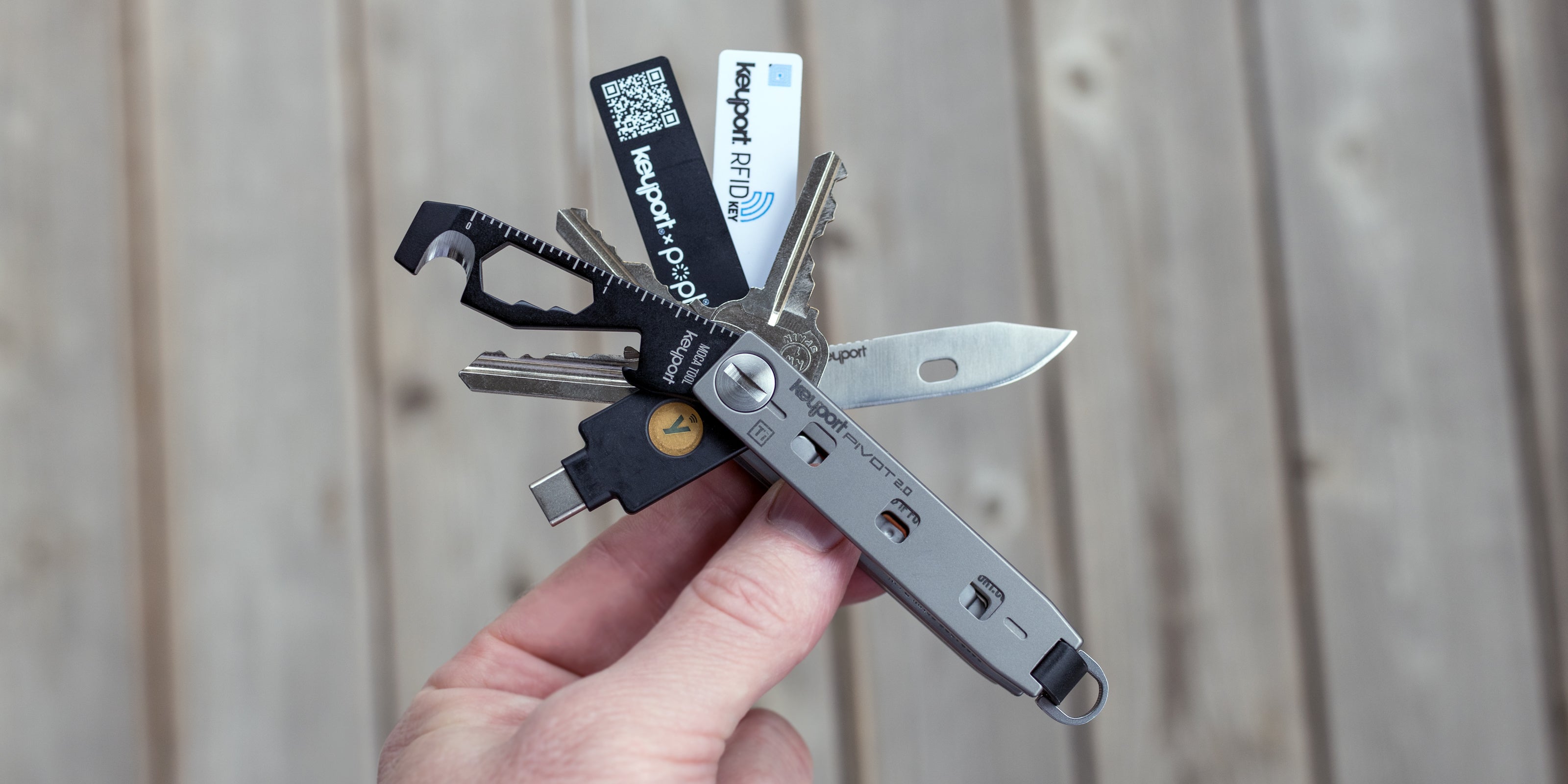 Keyport Pivot Key Organizer - Pocket Key Holder - EDC Multi-Tool Keychain -  Modern Swiss Army Key Chain with Lost & Found All-In-One (Black) 