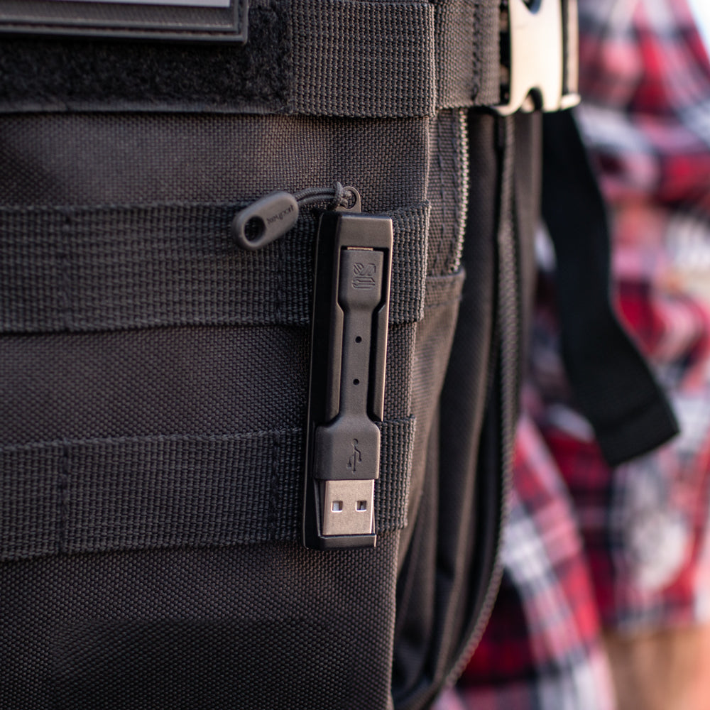Clip your WeeLINK charging cable module onto your backpack for easy access