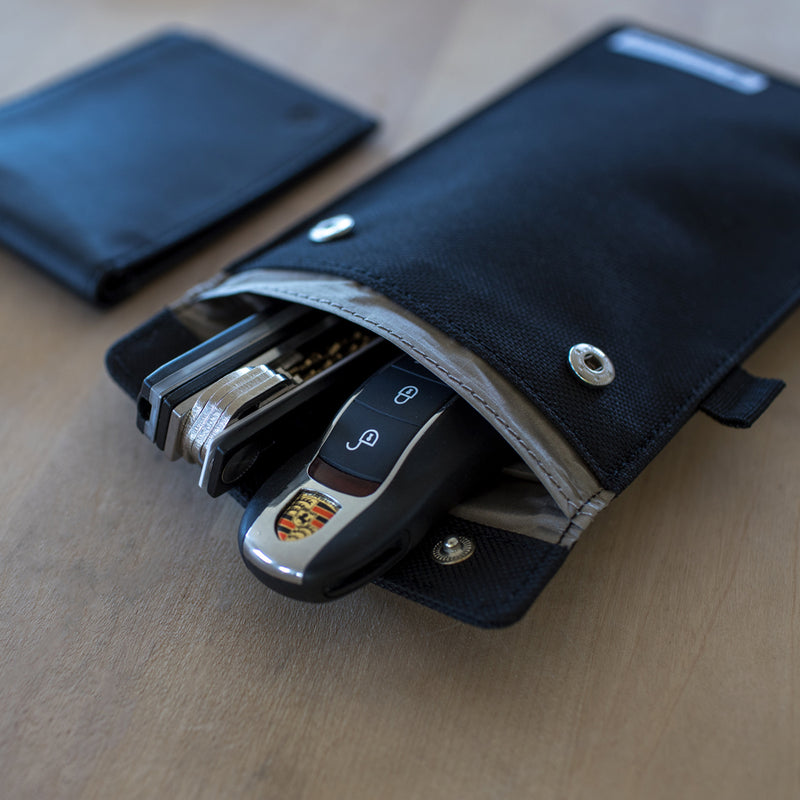 Signal Proof RFID Shielding Key Fob Guard from Silent Pocket